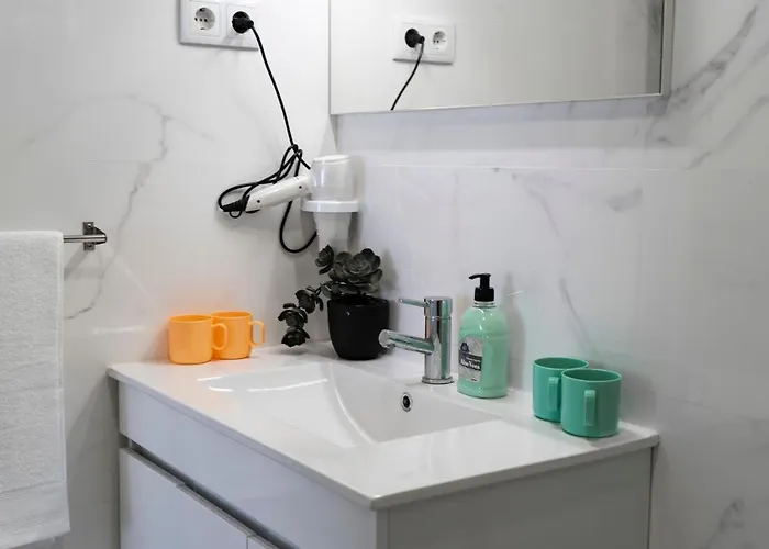 Almada Downtown 204 포르투