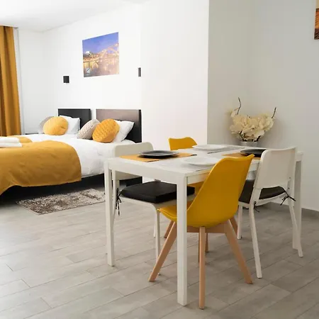 Apartamento Almada Downtown 204